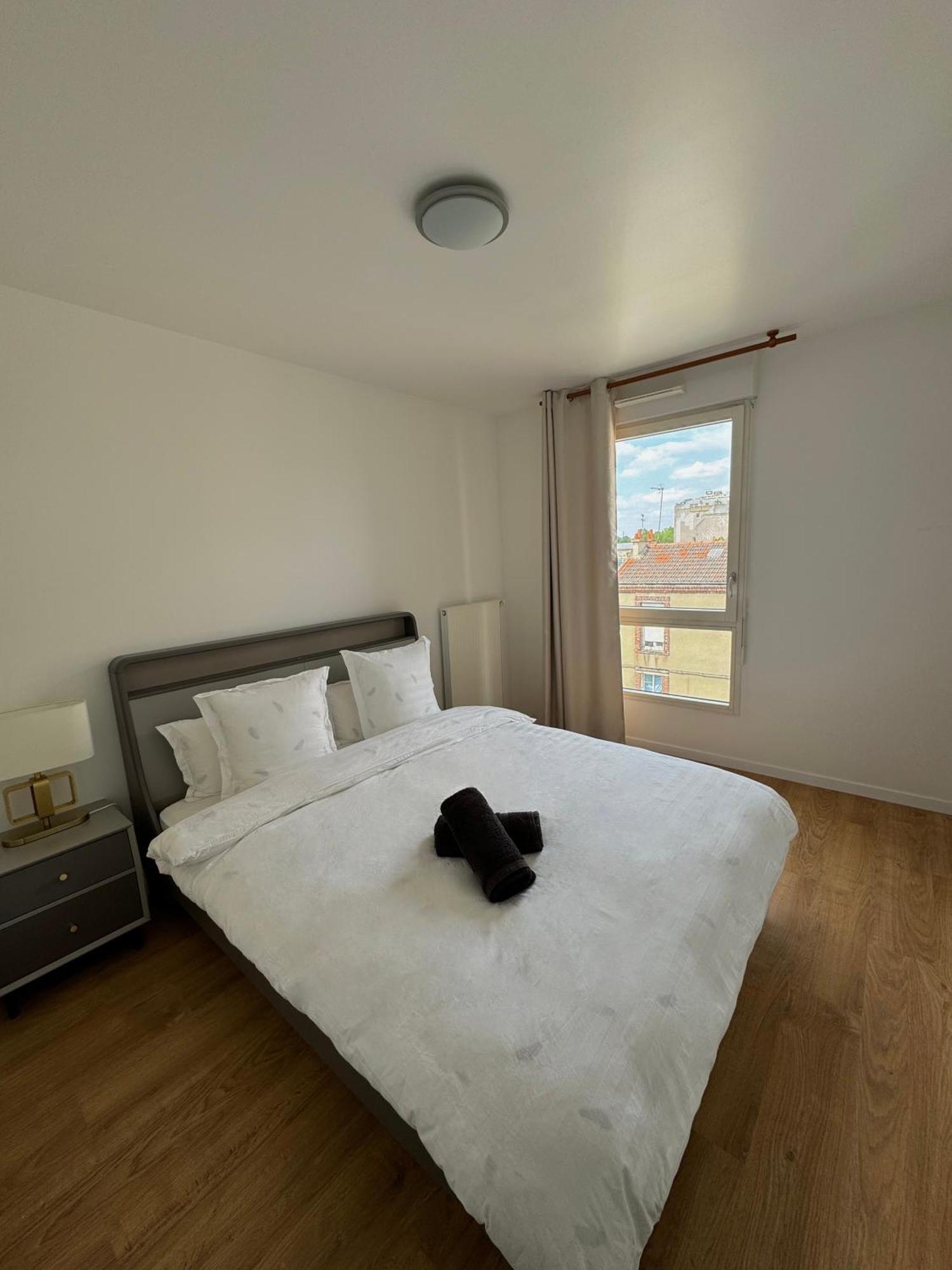 Appartement Moderne Avec Balcon Proche De Paris Ομπερβιλιέ Εξωτερικό φωτογραφία